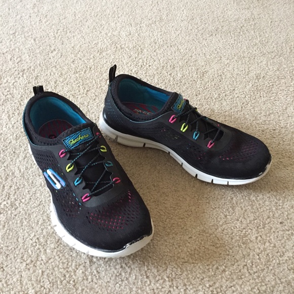 skechers air cooled dual lite